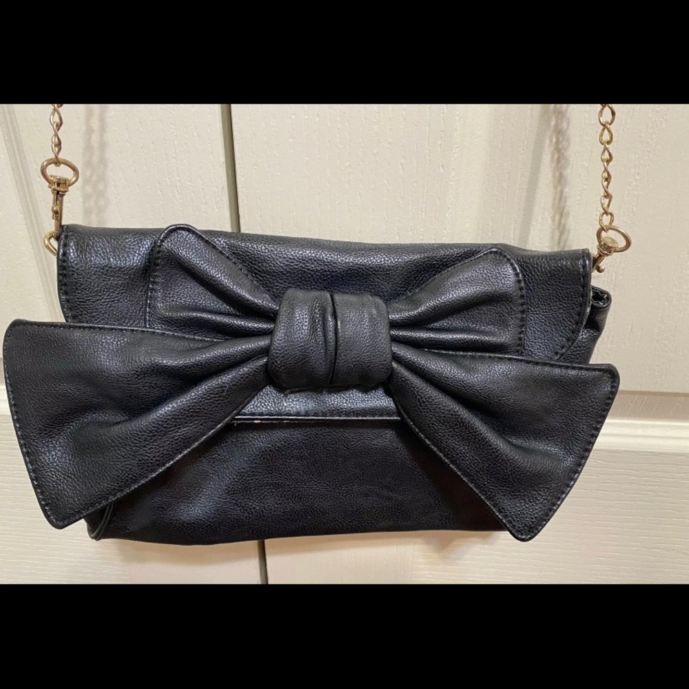 lulu guinness handbag Black With Bow Clutch